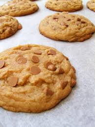 Brown Butter Caramel Chip Cookies Recette Recette Dessert Recette Dessert Facile Dessert Facile