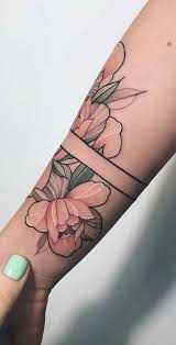 200 Bilder Von Weiblichen Tatowierungen Auf Dem Arm Als Inspiration Bilder Und Tatowierunge In 2020 Tatowierungen Madchen Tattoos Tattoos Mit Bedeutung