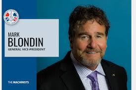 Michelle Blondin's Instagram, Twitter & Facebook