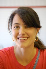 Mariana Harper's Instagram, Twitter & Facebook