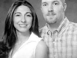 Couple to wed Saturday