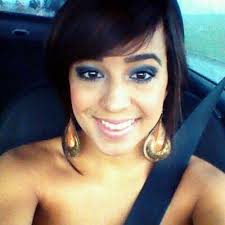 Desiree DeLeon (@desi_boo8001)