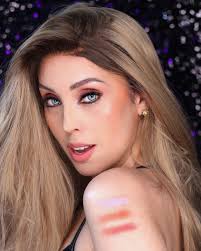 Jane Brito Makeup (@janebritomakeup) • Threads, Say more