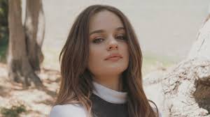 She is known for playing ramona quimby in the 2010 family comedy ramona & beezus, elle evans in netflix's the kissing booth trilogy, christine in the conjuring, and gypsy blanchard in the hulu true crime drama the act. Joey King Talks Kissing Booth 2 On Netflix Variety