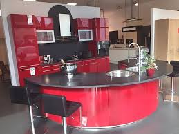 Jetzt ihre neue küche kaufen. Schmidt Kuchen Musterkuche Runde Kuche Ausstellungskuche In Landsberg Am Lech Von Ideenkuche