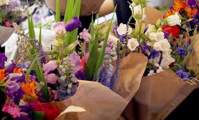 I fiori primaverili sono ideali per rendere più bella e allegra la propria casa; Fiori Primaverili Ecco Tutte Le Varieta