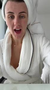 Amy Champ's Instagram, Twitter & Facebook