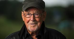 Die nebenrollen von hahnemann und herricht fielen nach dem frühen tod von rolf herricht ab 1981 weg, sie wurden durch andere nebenfiguren, insbesondere marlene kleinschmidt (ingeborg krabbe, ab teil drei) und hugo krüger (herbert köfer, teil vier bis sechs), ersetzt. Herbert Kofer