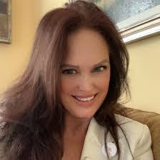 Debbie Mcnamee's Instagram, Twitter & Facebook