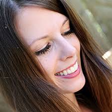 DIY Tisch aus Weinkisten bzw. Obstkisten