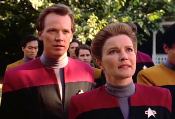 10 Best 'Star Trek: Voyager' Episodes - TREKNEWS.NET | Your daily dose of Star  Trek news and opinion