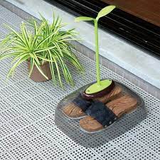 簡単100均diy 総額300円で手作り 雨に濡れない ベランダサンダルカバーの作り方 セリアやダイソーの収納ボックスで勝手口やウッドデッキで濡れて困るスリッパやサンダルを快適に 雪見日和 ベランダ サンダル カバー ベランダ ベランダ 収納ボックス
