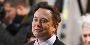 Elon Musk's Jet Has a Twitter Account Tracking It Again—With a 24-Hour  Delay