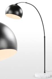 bow grosse bogenlampe in mattem schwarz diese bogenlampe ist ein echter favorit bei made com jetzt gibt es sie lampen wohnzimmer bogenlampe stehlampe schwarz