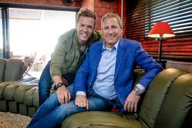 Gert verhulst springt gat in de lucht: Gert Verhulst En James Cooke Lanceren Kerstsingle