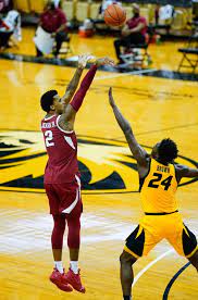 For everyone except moses moody. Hawgbeat 10 Best Sneaker Colorways Worn By The No 8 Arkansas Razorbacks In 2020 21