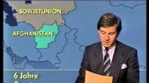 He appeared on sesamstrasse in episode 2468, where he was interviewed by wolle about what a news anchorman does. Tagesschau Ard Letzte Nachrichten 27 12 1985 Jan Hofer Youtube