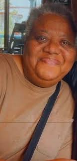 Can someone help me combine photos of my sister and daughter?