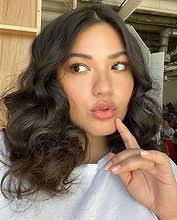 Vanessa Romo pictures and photos