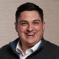 Sam Mott's Instagram, Twitter & Facebook