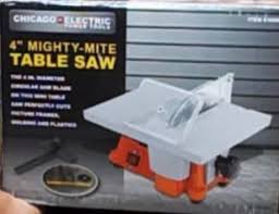 I Review The Harbor Freight Mighty Mite Saw Others Joined In The Conversation With Their Ideas About This Saw As Well Harbor Freight Tools Table Saw Mites