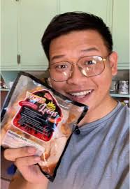 Napabili na rin ako ng @Bounty Fresh spicy chicken neck dahil napanood ko  kay ms. @arra solis haha. Sarap! Cheat meal muna, sunday naman e 🫣  #spicychickenneck #bountyfresh #cheatmeal #calories #food