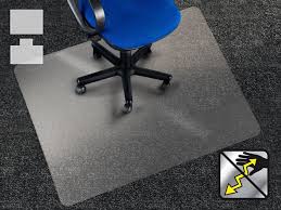 Die bodenschutzmatte neo ist die ideale unterlage für den schreibtischstuhl um ihren teppich vor gebrauchsspuren und verschmutzung zu schützen. Unterlage Schreibtischstuhl Performa Floordirekt De