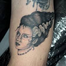 Doom Slayer sigil tempered by the fires of Hell! .. .... ... ... ... ...  ... .. #doom #doometernal #doot #utahtattooartist #sigil #eternalink  #dynamicink #neotat