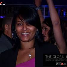 Sue-Ellen Andrews (@SuzyQtie1206)