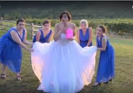 Preisbeispiele, wie viel hochzeitskleider kosten. 15 Brautkleider Fur Braute Die Nicht In Weiss Heiraten Wollen