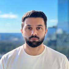 Alex Vickers's Instagram, Twitter & Facebook