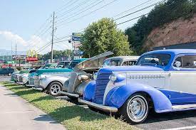 Car Shows In Pigeon Forge Are More Popular Than Ever Car Show Car Car Antique Cars