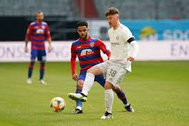 Check spelling or type a new query. Fc Bayern U23 Dennis Waidner Steht In Den Startlochern
