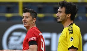 Robert lewandowski scores five goals in nine minutes after coming on as a substitute as bayern munich beat wolfsburg. Bvb Warnte Lewandowski Vor Bayern Wechsel