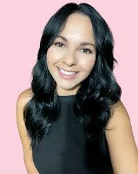 Maria Arista's Instagram, Twitter & Facebook