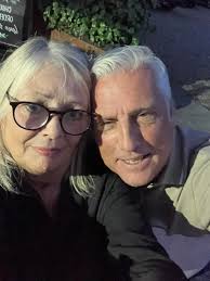 Anyone recognise them self's