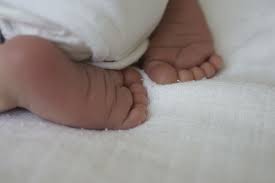 Vor allem, wenn sich die frau plötzlich vor speisen oder genussmitteln ekelt, die sie vorher mochte. Hyperemesis Gravidarum Wie Ich Das Ubermassige Erbrechen In Der Schwangerschaft Uberlebte Kata Granata