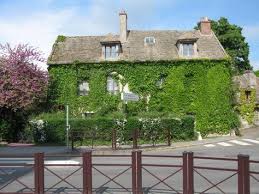 Marguerite Duras A Neauphle Le Chateau Marguerite Duras Marguerite Lieux