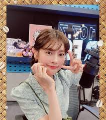 걸 그룹 아이즈원 (장원영, 미야와키 사쿠라, 조유리, 최예나, 안유진, 야부키 나코, 권은비, 강혜원, 혼다 히토미, 김채원, 김민주, 이채연)이 완전체로 라디오에 첫 출연한다. ã„¹ã…‡ ì •ì†Œë¯¼ ì•ˆìœ ì§„ ì¡´ë‚˜ë‹®ì•˜ë„¤ ã…‹ã…‹ ê±¸ê·¸ë£¹ ì—°ì˜ˆì¸ ì¼ë² ì €ìž¥ì†Œ