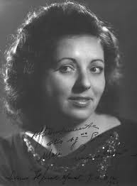 Scarronzoni 1929 “SCARRONZONI” Un'immagine del leggendario ”otto”  dell'Unione Canottieri Livornesi GLI “SCARRONZONI”, CHI ERANO “Furono  chiamati Scarronzoni perché la loro barca avanzava di forza, sbandando  lateralmente, spinta dai muscoli di uomini ...