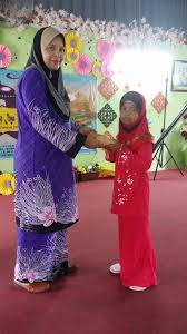 Sambutan dimulakan pada seawal jam 8.00 pagi yang telah dikendalikan oleh unit bimbingan dan kaunseling puan rozila bahari. Sambutan Hari Raya Aidilfitri Peringkat Skbd 2017