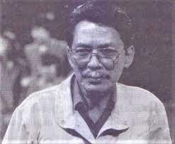 Ia lahir pada 26 maret 1908 di sukabumi, jawa barat. Inilah Pencipta Lagu Pelangi Pelangi Ilmusiana