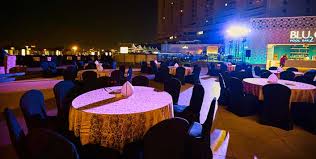 New year's eve party sharing dishes. Retro New Year S Eve Party Offer Radisson Blu Hotel Deira Creek Cobone