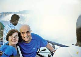 Скачивай и слушай benone sinulescu hai bordei и benone sinulescu ciobanasul на zvooq.online! Ce Pensie A Ajuns SÄƒ Incaseze Benone Sinulescu DupÄƒ O ViaÈ›Äƒ PetrecutÄƒ Pe ScenÄƒ Suma I A Luat Prin Surprindere Pe MulÈ›i Impact