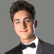 Danny wanted a new profile picture so I made him this, as a treat; a more  modernized look of danny. Thought the beard was a cool look. :  r/DannyGonzalez