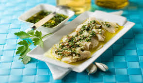 Ricetta per preparare il merluzzo a vapore, una ricetta molto semplice per servire il pesce in modo delicato e delizioso, inoltre dato che è un pesce senza sciacquate il merluzzo sotto l'acqua corrente. Cuore Di Merluzzo Al Vapore Deliziosa Ricetta Pronta In Soli 5 Minuti