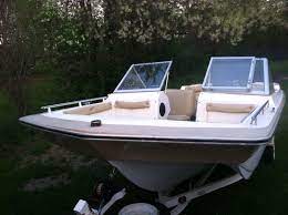 I Don T Just Canoe Here Is My New Old Boat A 17 Starcraft Tri Hull W 115hp Mercury Boat Cleaning Boat Restoration Hull Boat