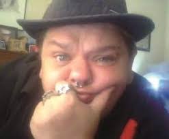 David Robishaw's Instagram, Twitter & Facebook