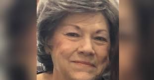 Alma Murray's Instagram, Twitter & Facebook