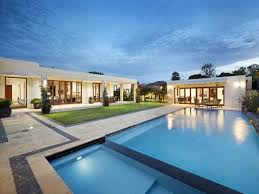 Toorak Vic Sales Agent Michael Gibson Kay Burton South Yarra 03 9820 1111 29 04 13